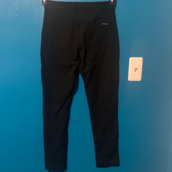 DKNY pull on jeggings with faux leather pockets - Picture 2 of 8